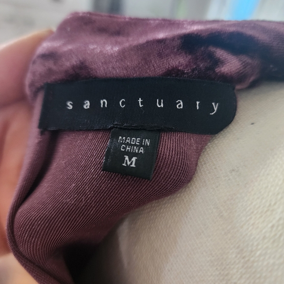 SANCTUARY Velour cut out neck pullover top - Picture 2 of 4